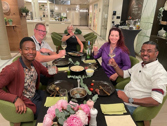 „Das perfekte Dinner“ Special auf AIDAprima ab. 06.11. um 19:00 Uhr bei VOX